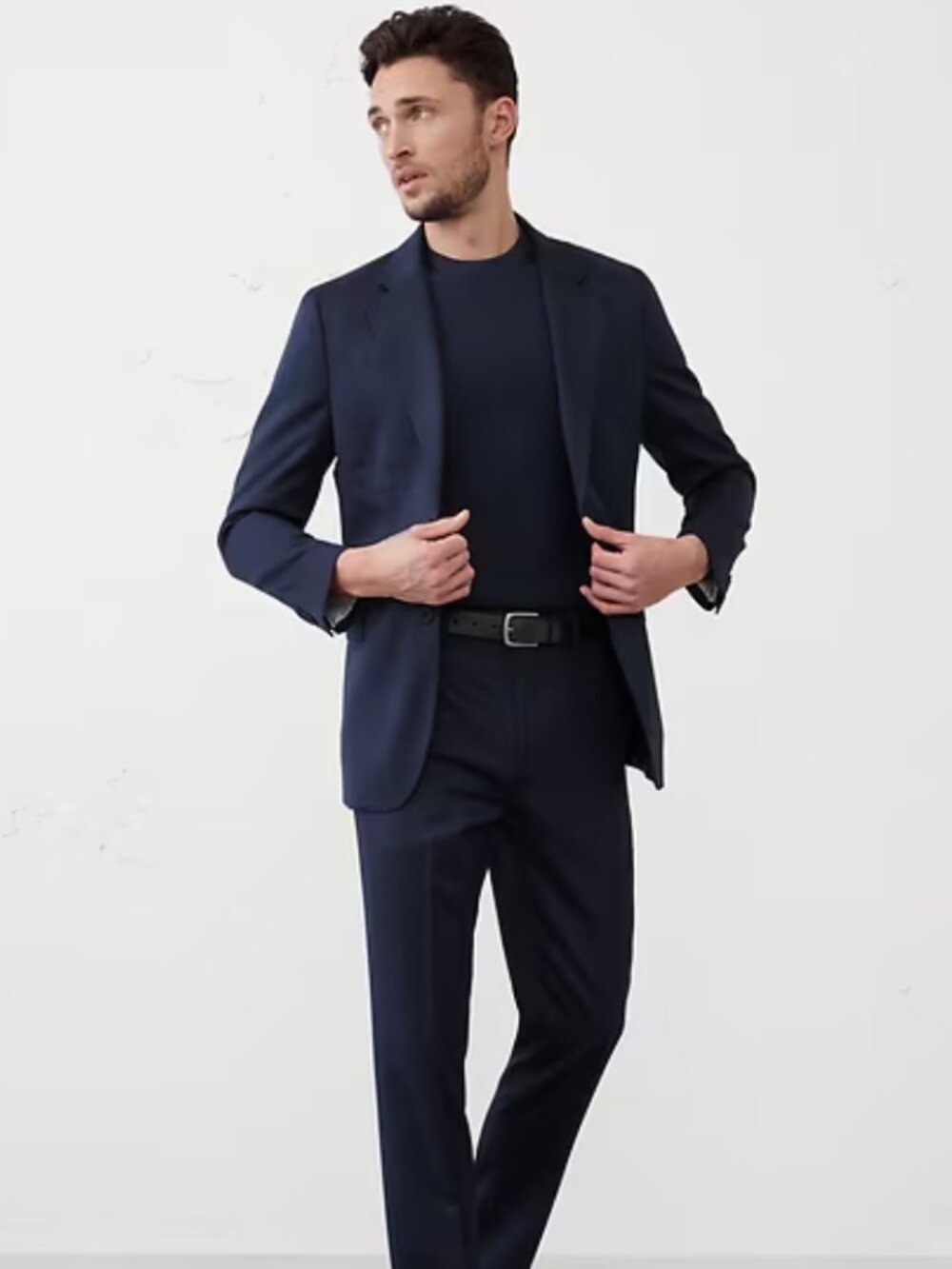 Men's Modern Classic Banana Republic Suit - NAVY